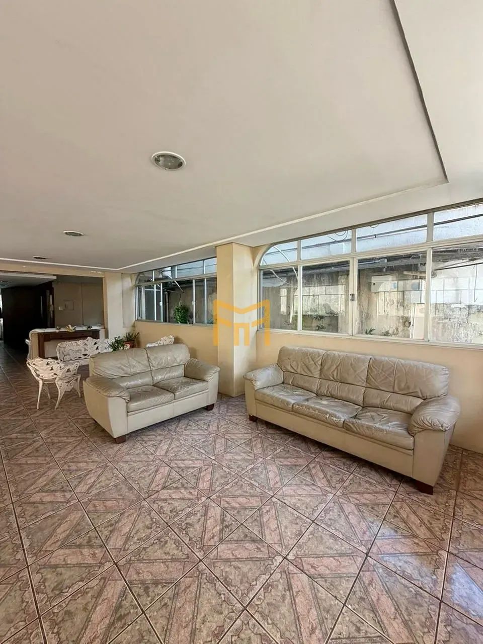 ALUGUEL E VENDA | Apartamento reformado de 4 quartos no Ed. Jerônimo Pimentel - Foto 4