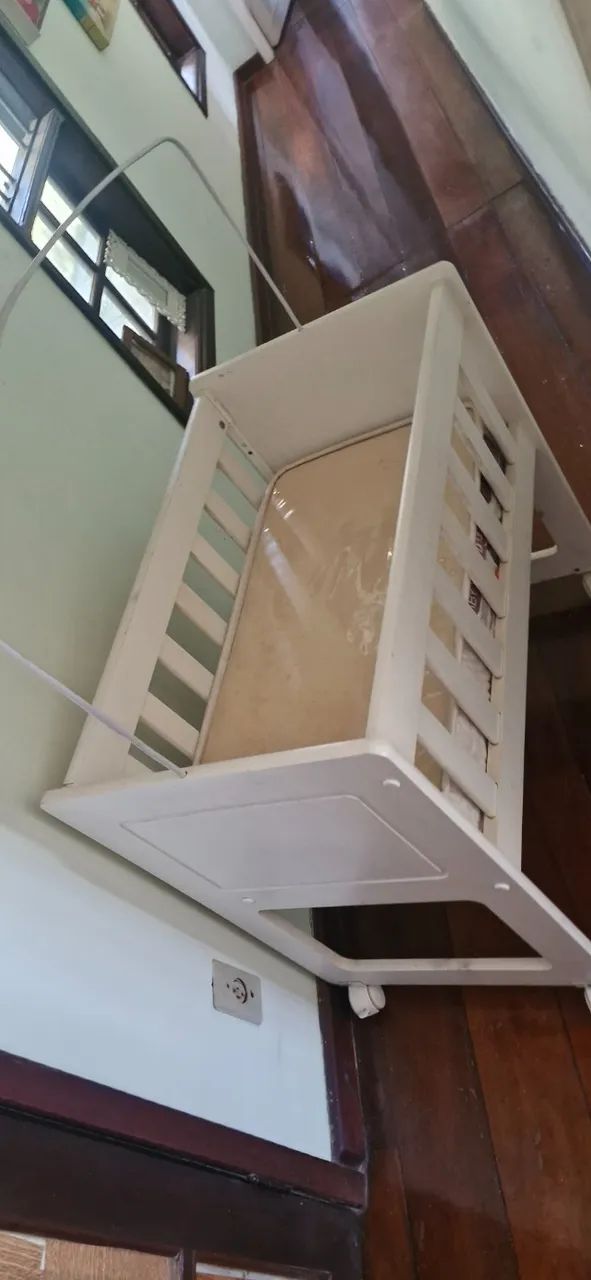 Mini berco branco com colchao e varao para mosqueteiro - Foto 4