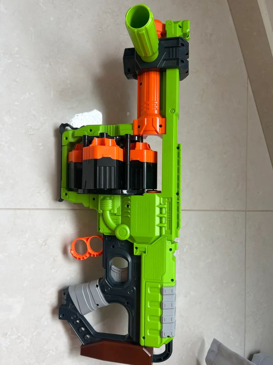 Nerf Zombie Strike Dominator - Foto 2