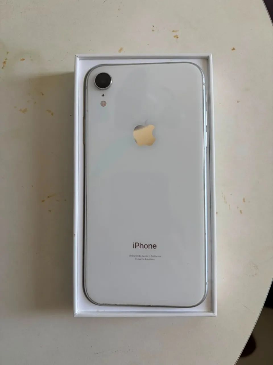 iPhone XR em perfeito funcionamento, pronto para uso.