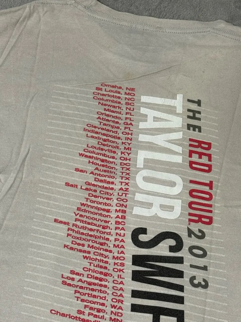 Camiseta Taylor Swift Red Tour  - Foto 3