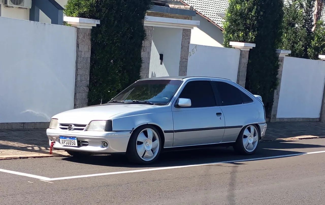 Chevrolet Kadett GLS 2.0 MPFI 1998