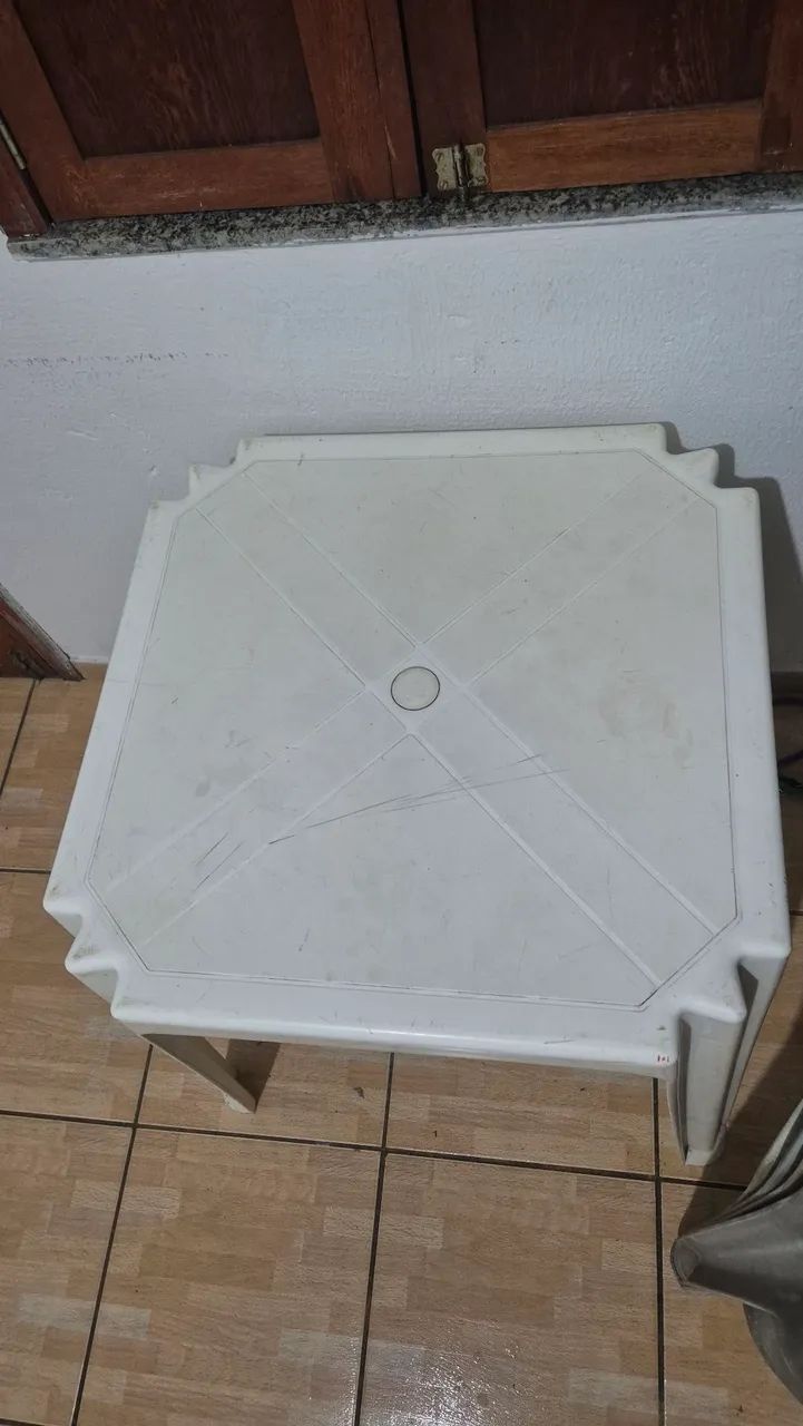 Jogo de mesa com 4 cadeiras  - Foto 4