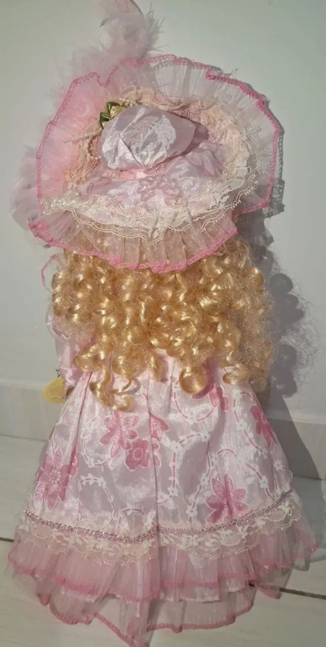 Boneca de Porcelana Esmeralda - Foto 4