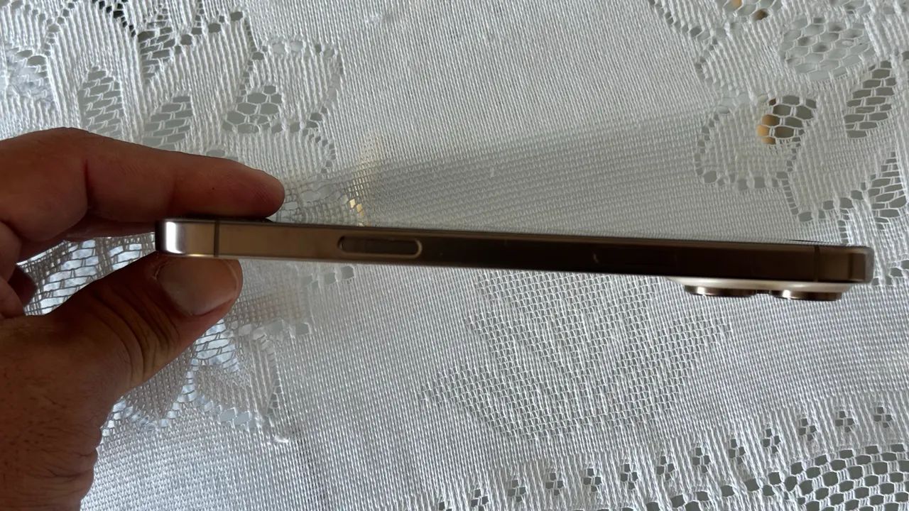 iPhone 16 pro Max 256 gb desert titanium  - Foto 4