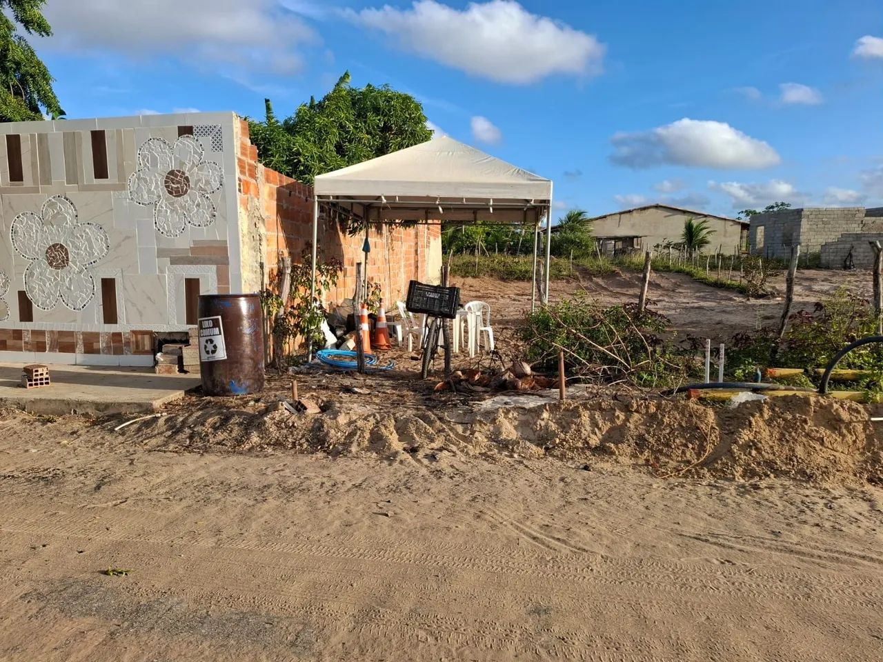 VENDO OU TROCO TERRENO NO ROBALO- PARCELAMOS EM ATÉ 60 MESES 