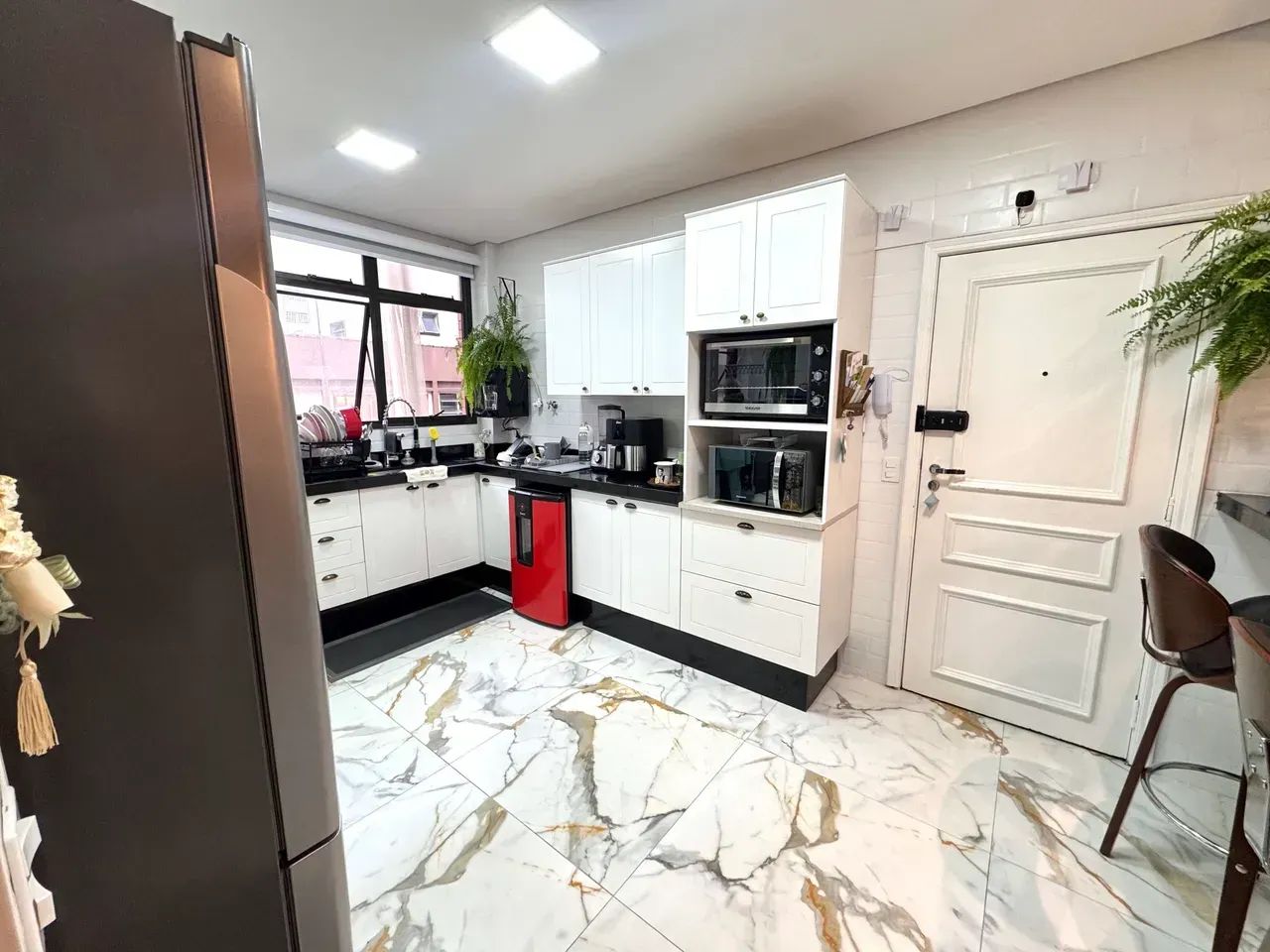 Este elegante apartamento de 117m² une espaço, conforto e praticidade - Foto 5