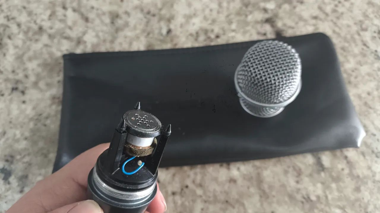 Microfone Shure Beta 87A condensador supercardioide - Foto 4