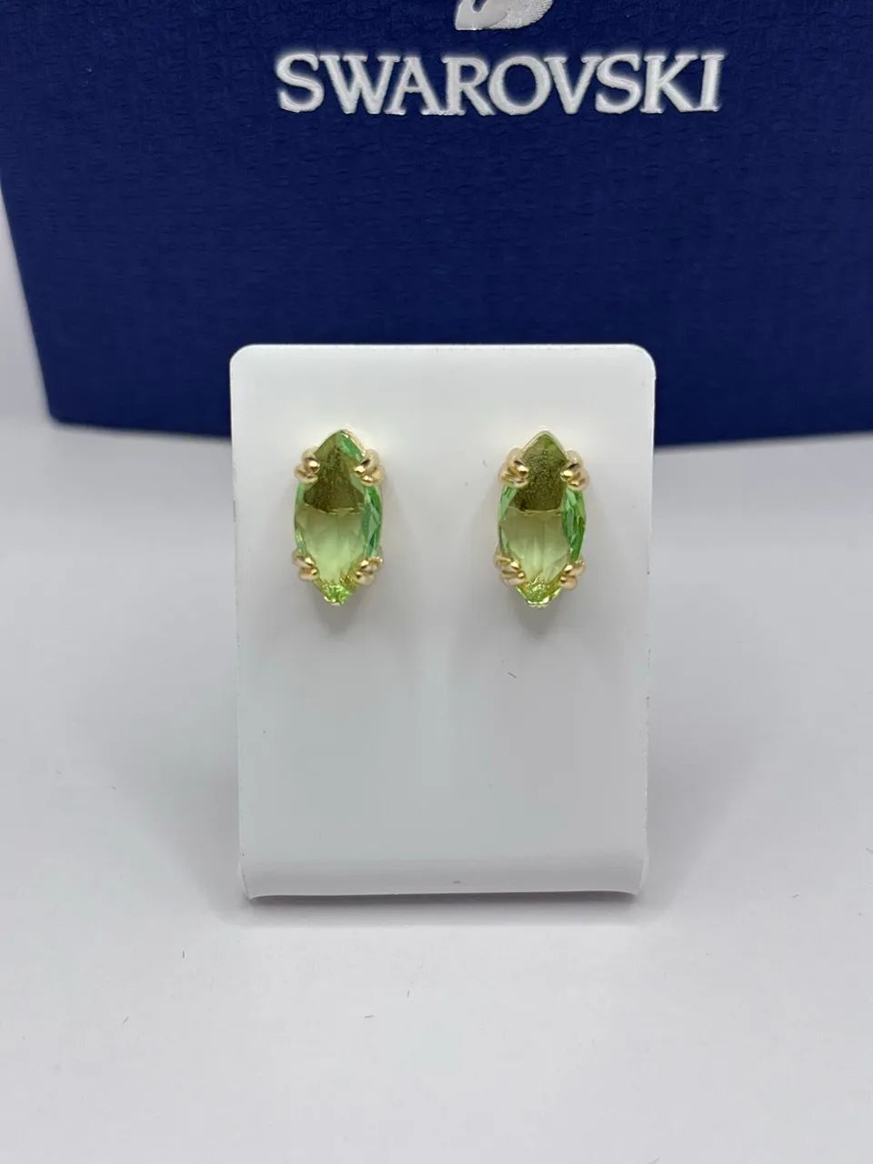 Swarovski - Brinco Stud Gema Verde
