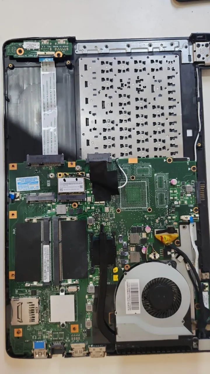 Carcaça Notebook completa ASUS K46CA(placa mãe para conserto ou retirada de peças) USADA