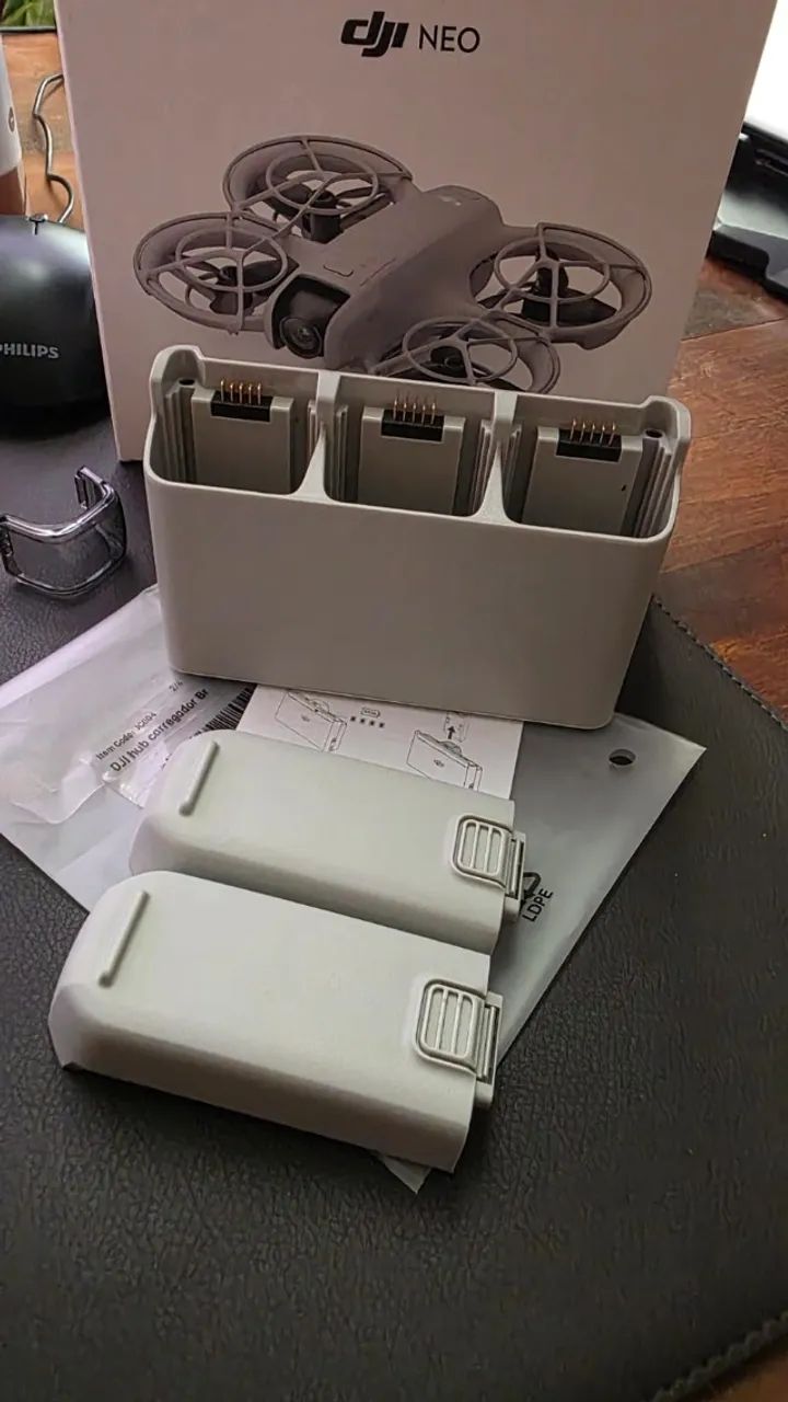 Hub de Carregamento DJI Neo 1 + 2 Baterias Originais - Foto 2