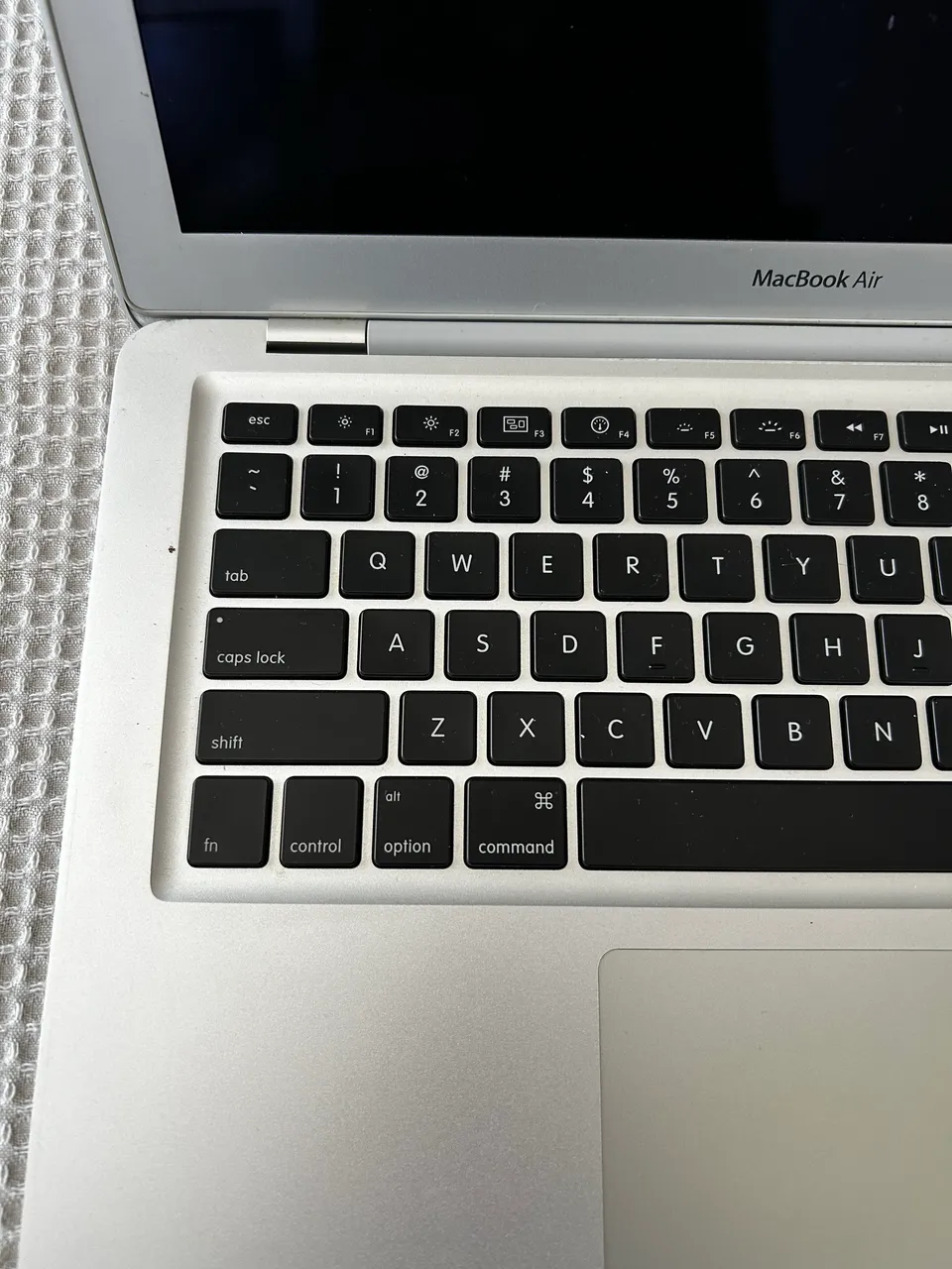 macbook air 13 2010