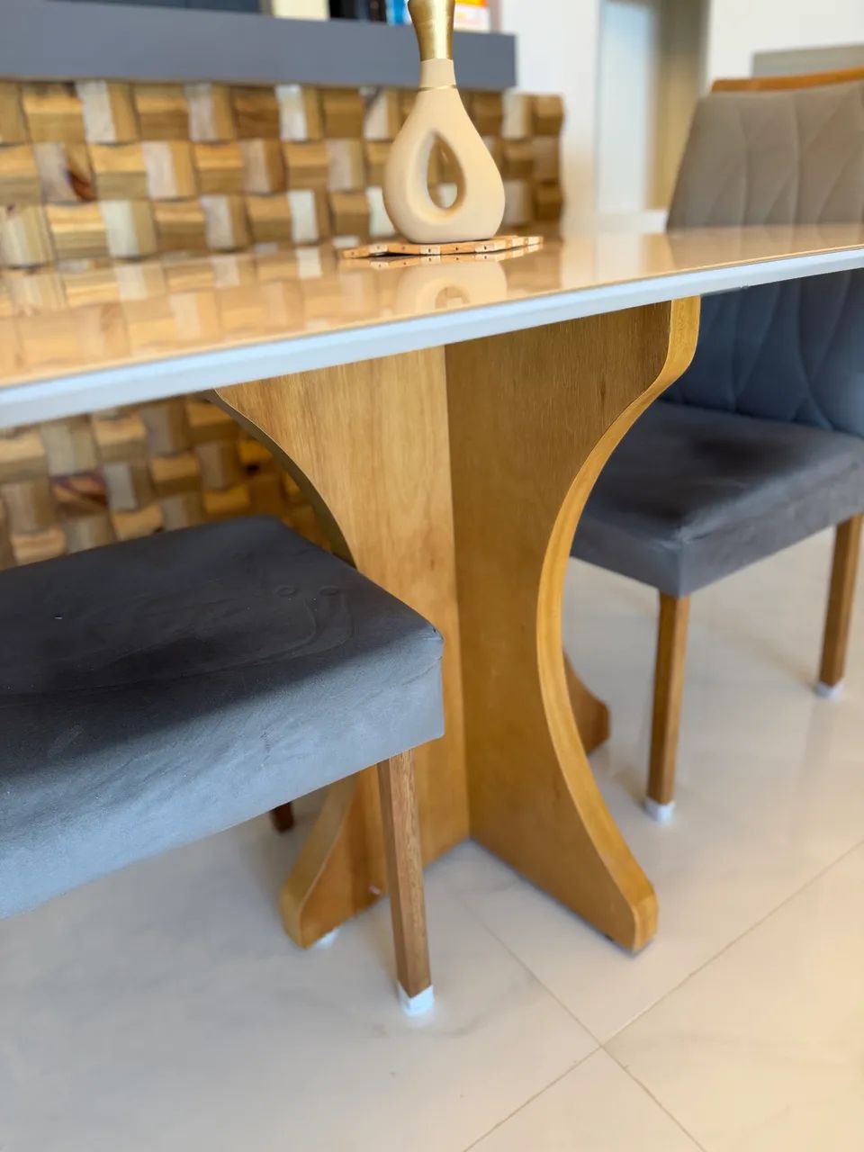 Mesa de jantar com 4 cadeiras - Foto 2