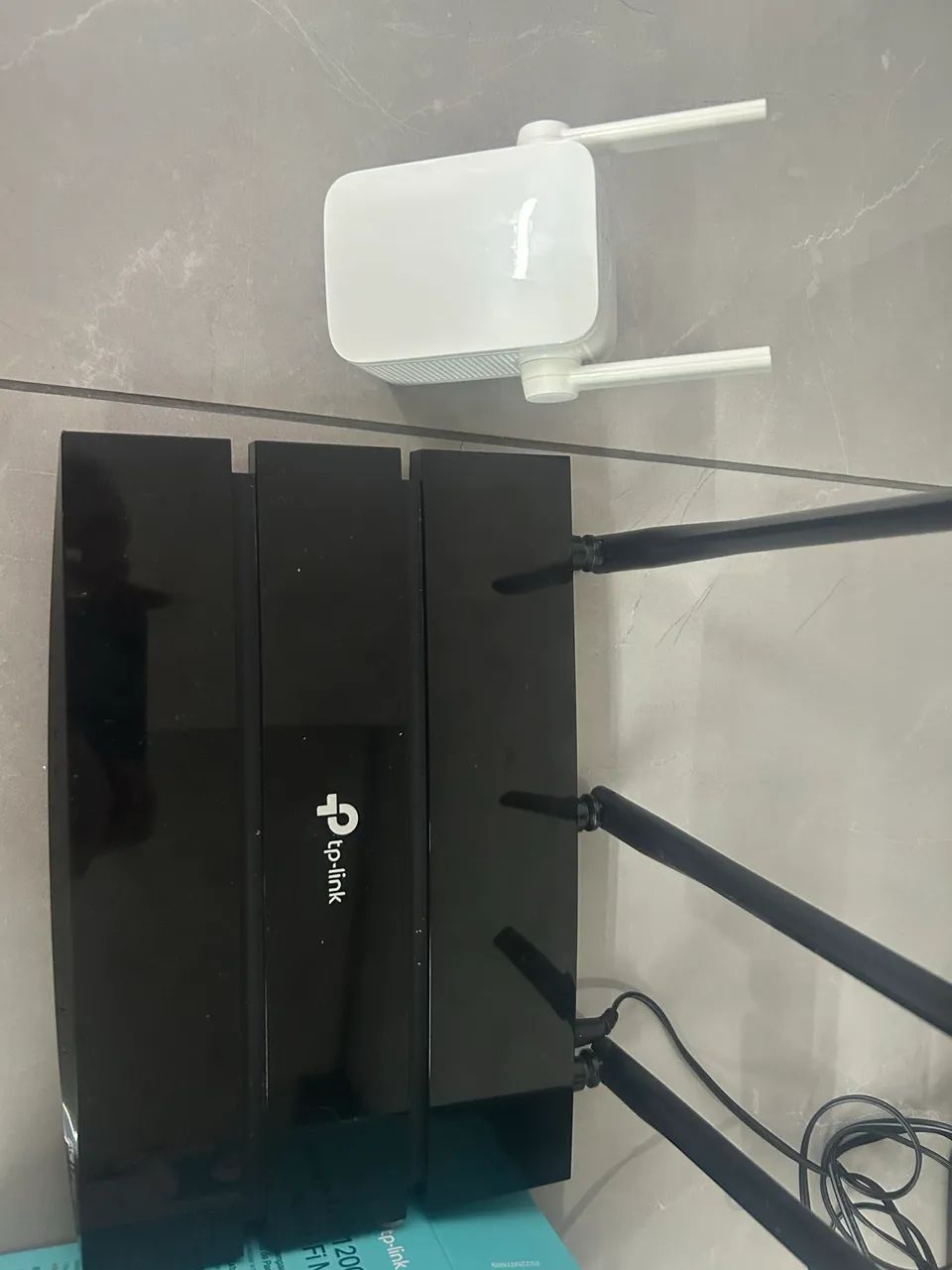 Roteador e extensor WiFi Mesh