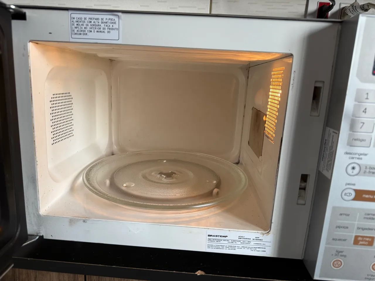 Microondas Brastemp 110 V - Foto 5