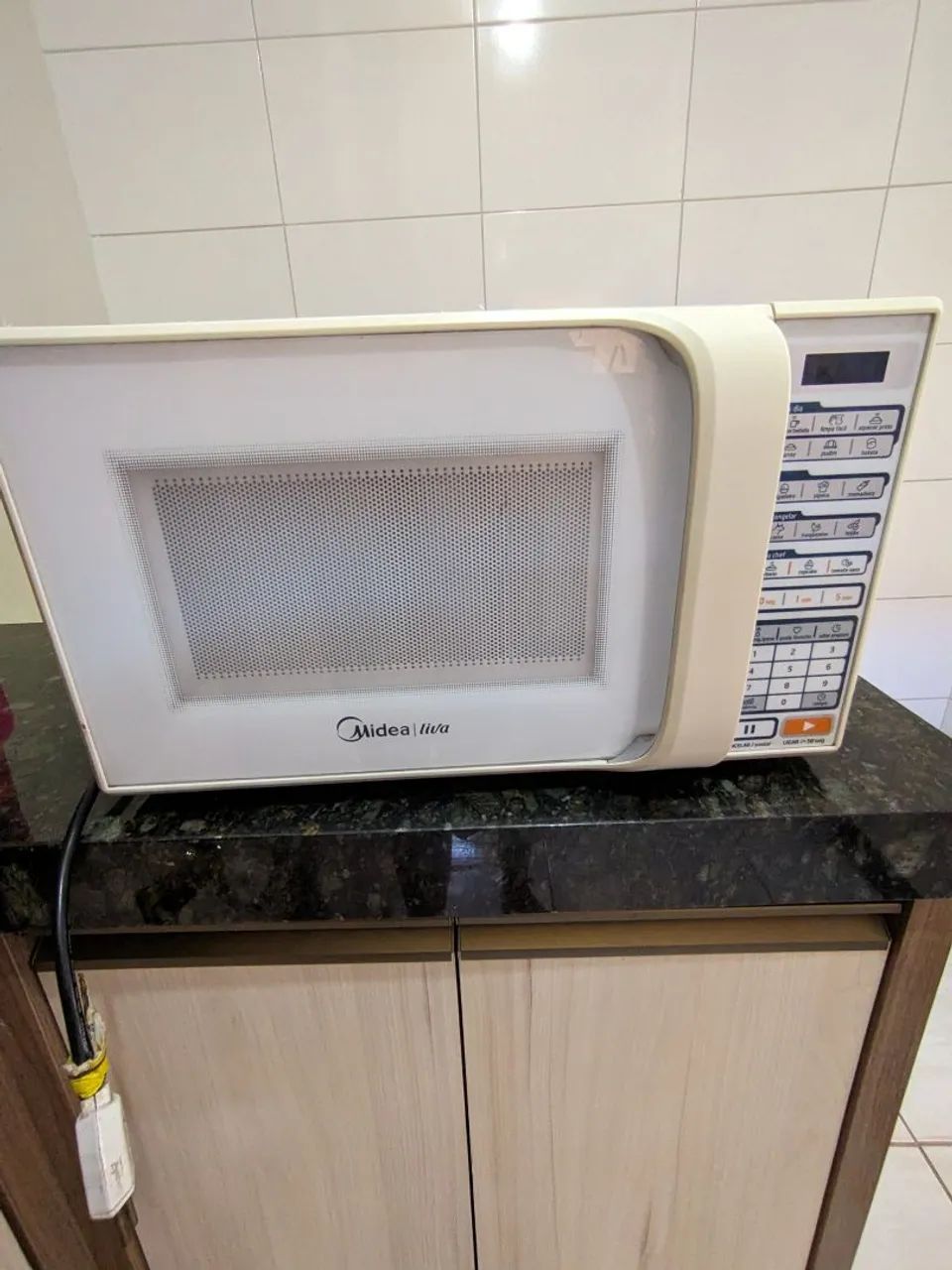 Microondas Midea 20 litros 