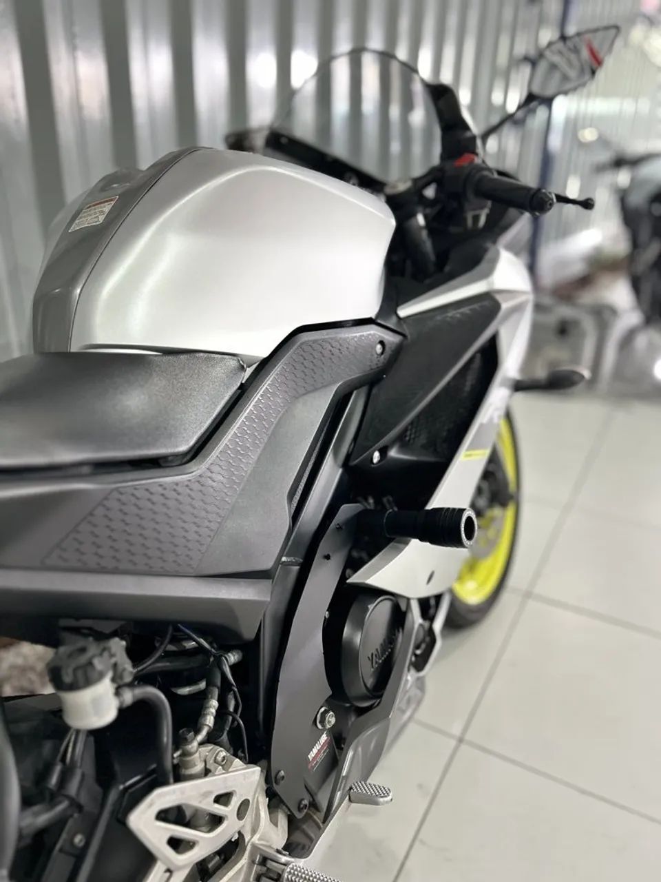 Yamaha R 15 2024 - Foto 5