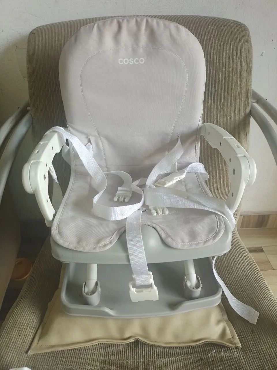 Cadeira para alimentação. - Foto 2