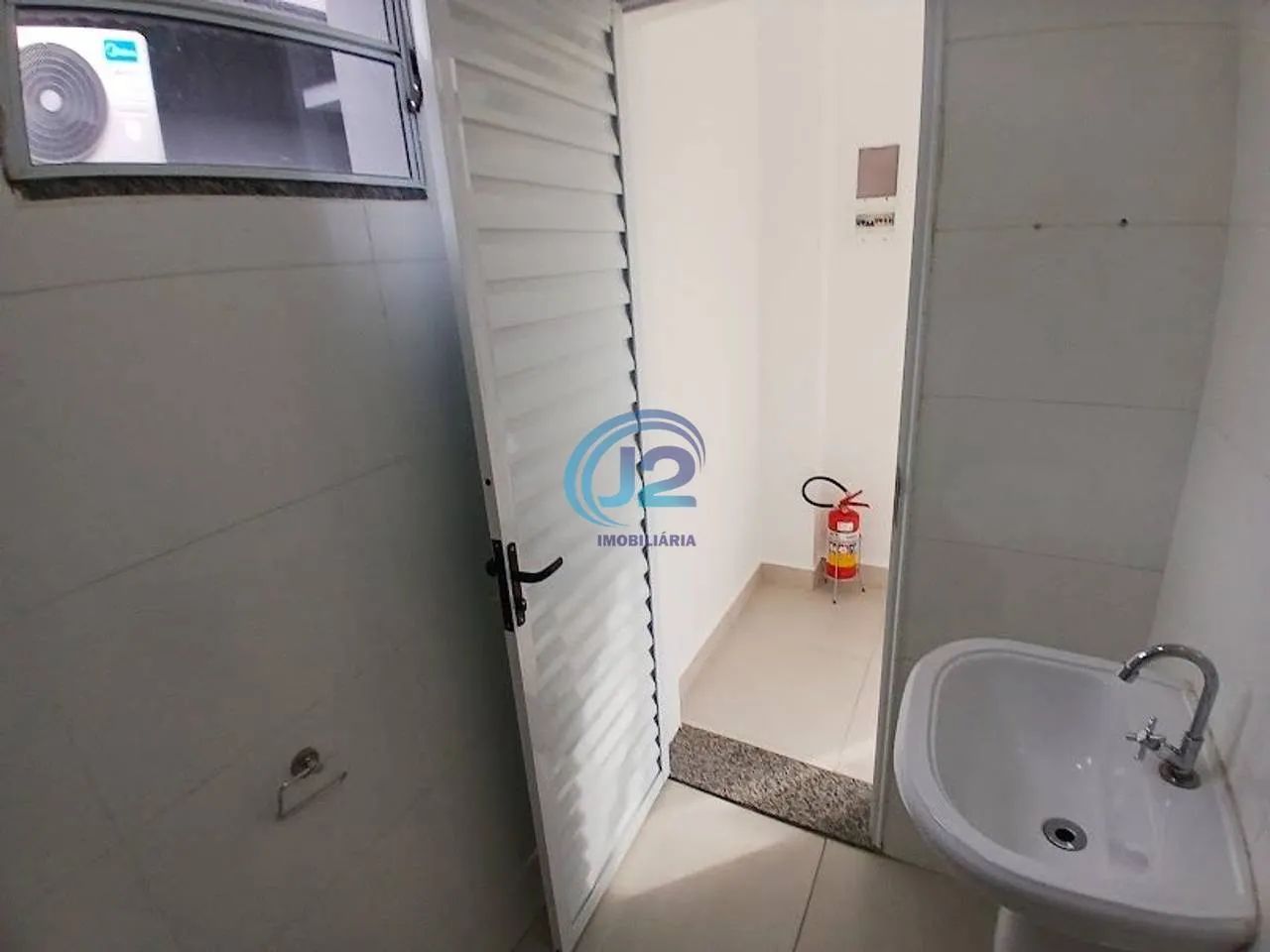 Sala Comercial Para Locação  22 m² | Centro | Excelente Localização - Foto 4