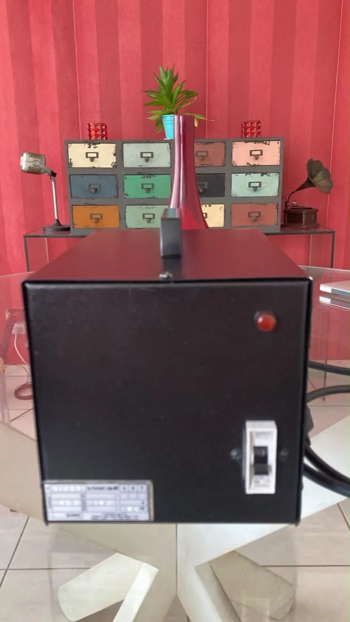 Transformador Knirsch Entrada 230v Saída 120v 2KVA 