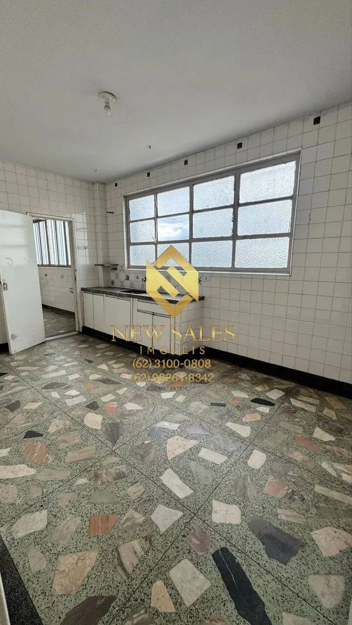 Apartamento- 3 quartos, 2 banheiros, 121m²- Setor Central