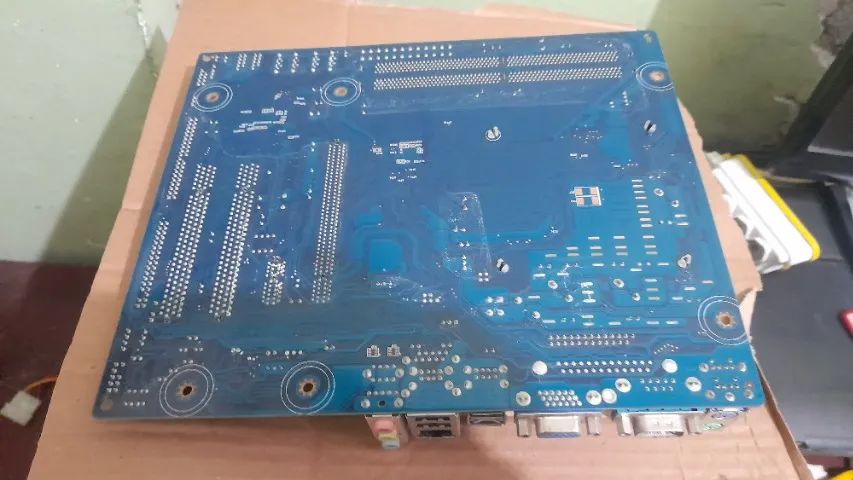 Placa Mãe Ecs G31t-m7 + Processador E5500+ 2gb Ram + Espelho - Foto 4