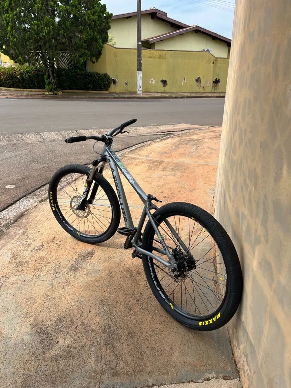 Bicicleta  - Foto 2