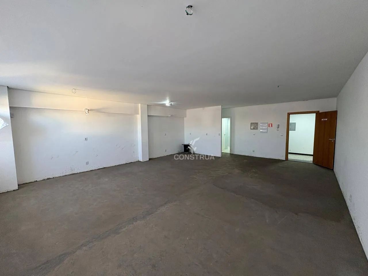 SALA COMERCIAL PARA LOCAÇÃO NA AVENIDA ÂNGELO SIMÕES EM CAMPINAS/SP - Foto 3