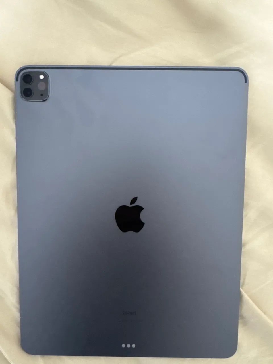 iPad Pro de 12.9 polegadas (5a geração, M1, 128GB, Wi-Fi + Cellular)