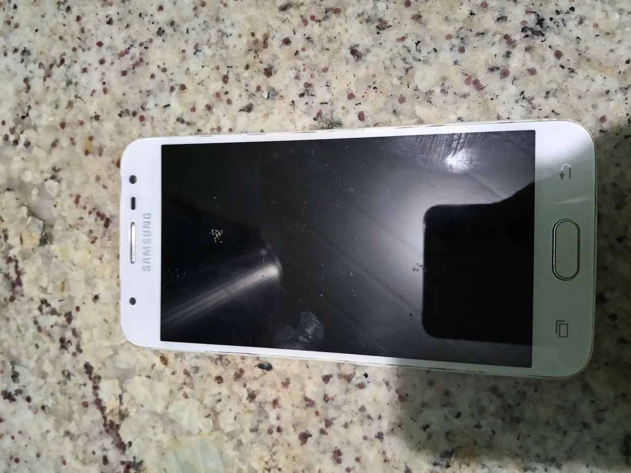 Galaxy J5/ Pra arrumar ou retirar peças 