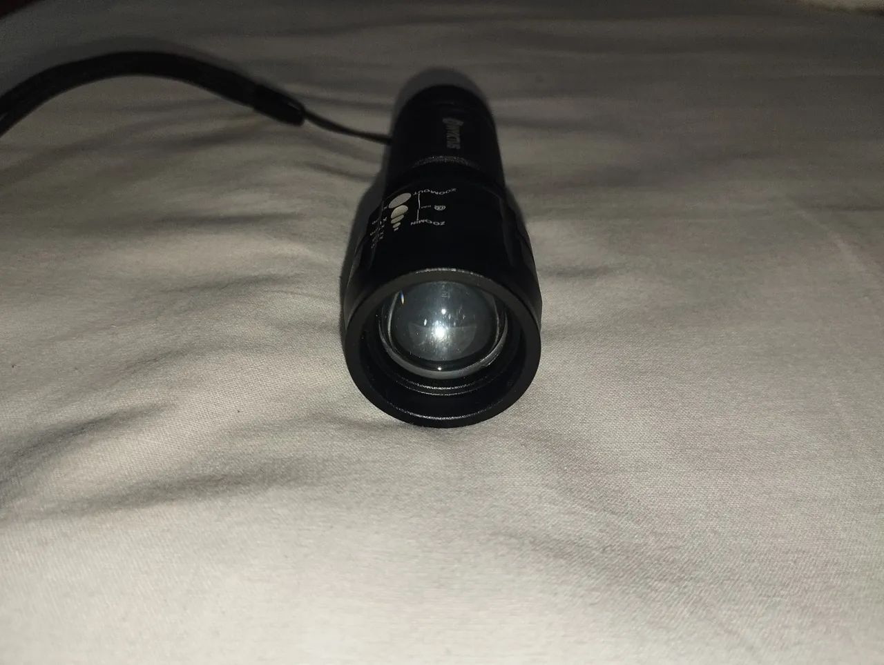 Lanterna Tática Invictus One (Utiliza 3 pilhas AAA) - Pouco usado - Foto 3