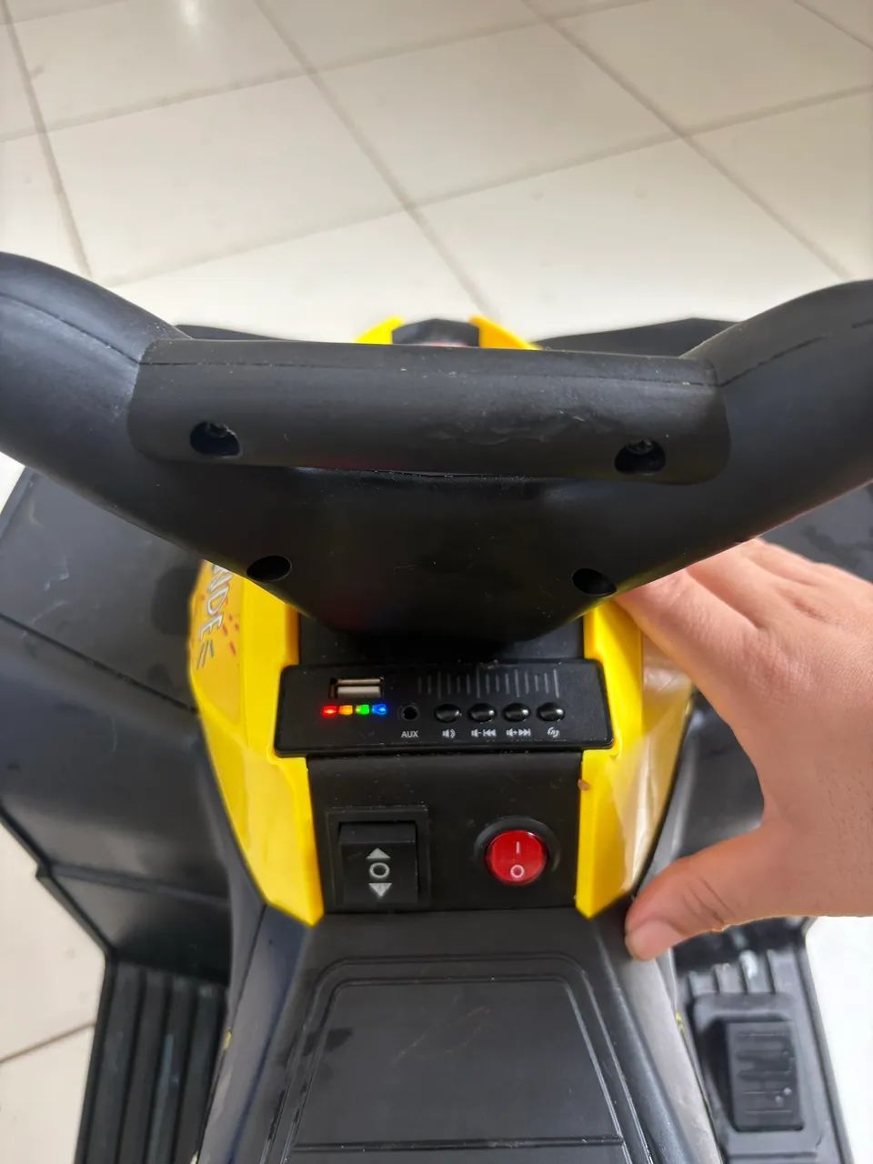 Quadriciclo Elétrico Infantil 