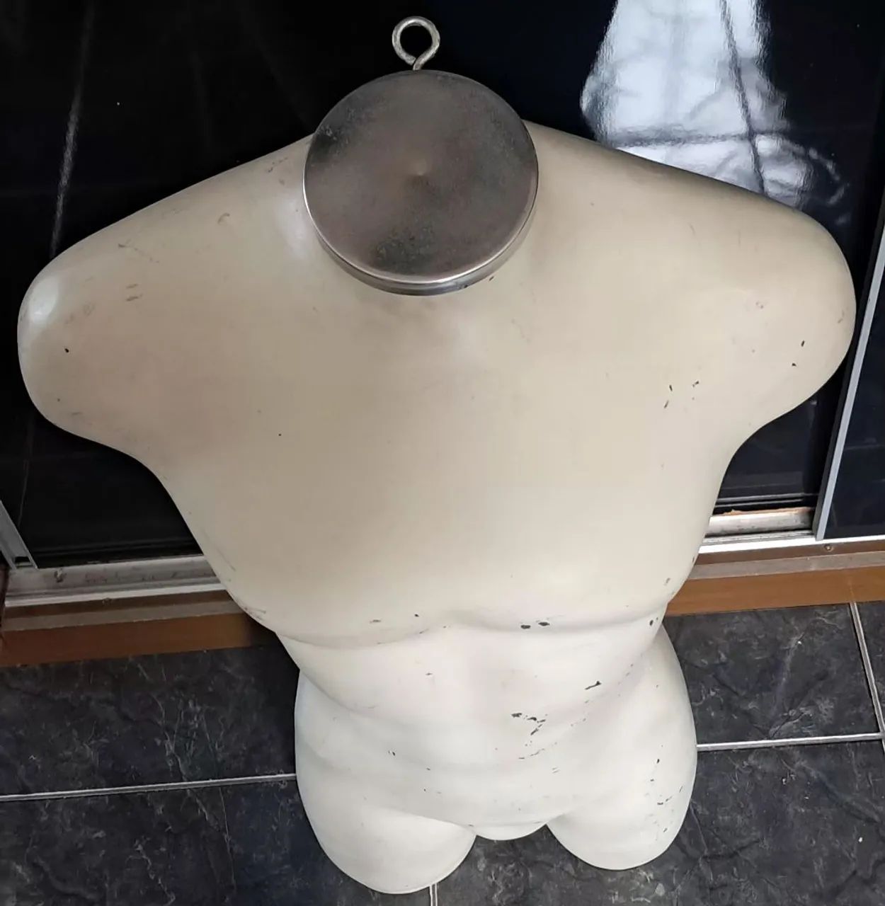 Manequim masculino em fibra de vidro  - Foto 5