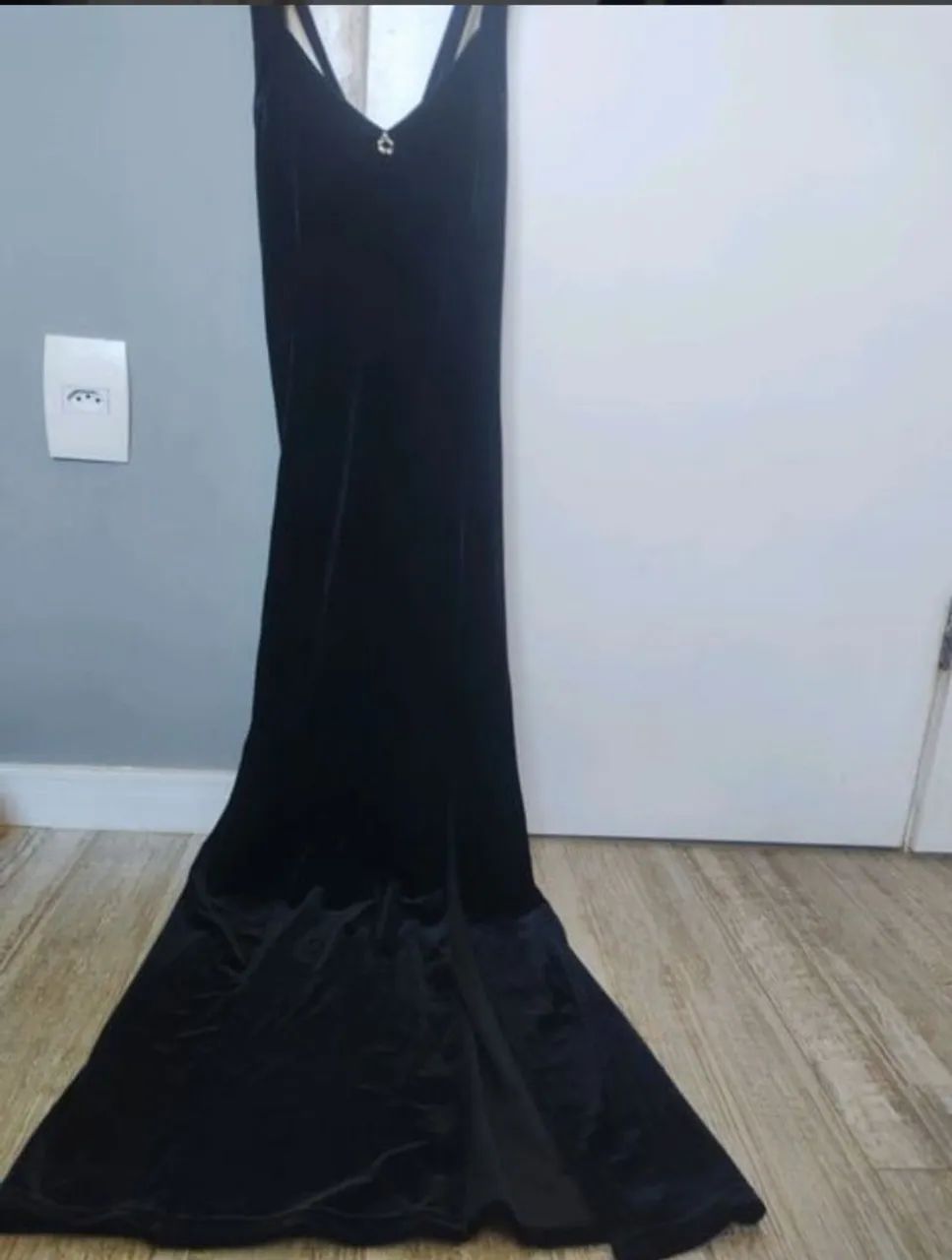 Vestido preto longo  - Foto 2