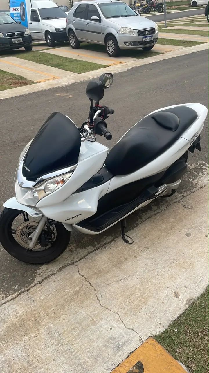 PCX 2015 PEGAR E ANDAR 