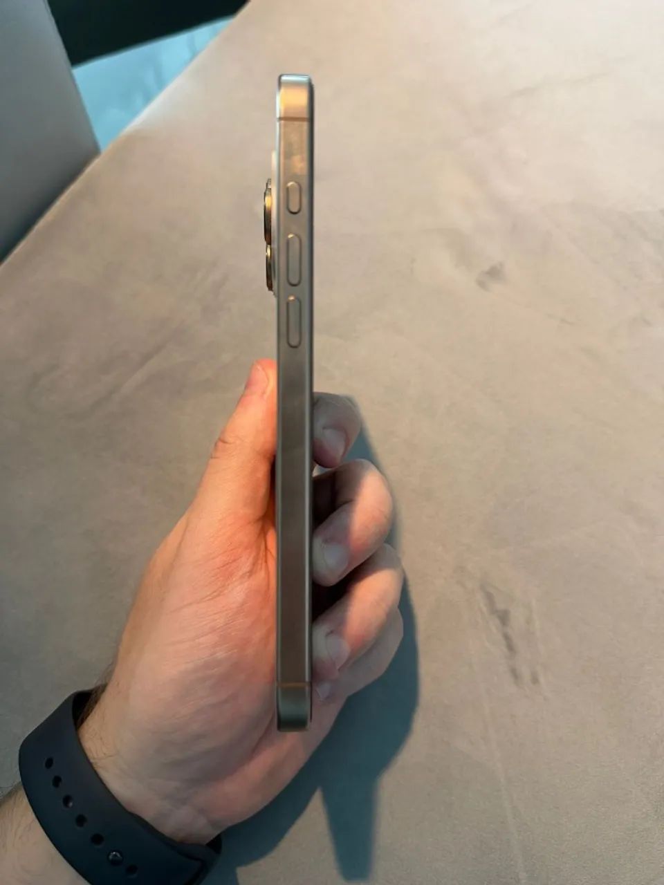 Iphone 16 pro max 256 gb - Foto 3