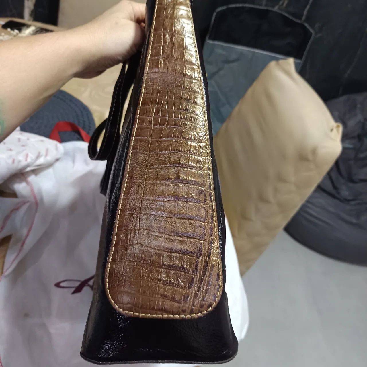 Bolsa se Couro Legítimo Anandra  - Foto 3