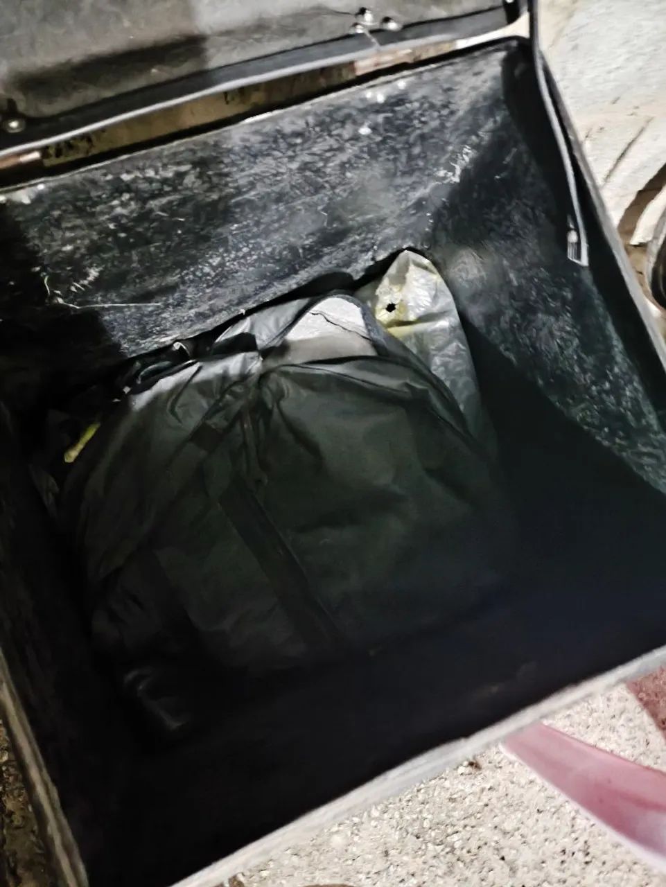 Baú de fibra 110 litros  - Foto 2