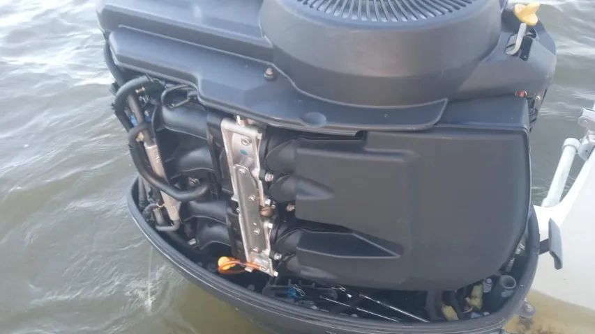 Lancha 23 Pés Yamaha 150 HP 4T | 400 Horas | Direção Hidráulica  - Foto 12