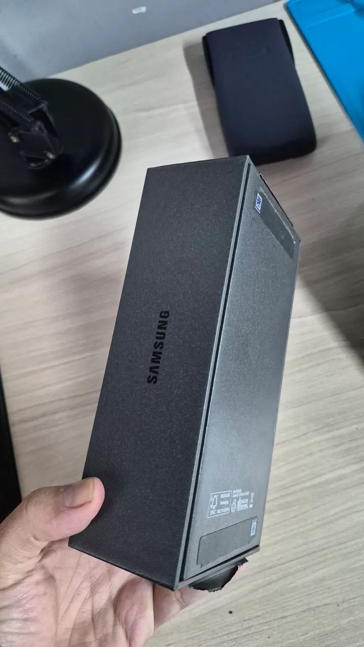 Embalagem Samsung Galaxy S25 fe - Foto 4