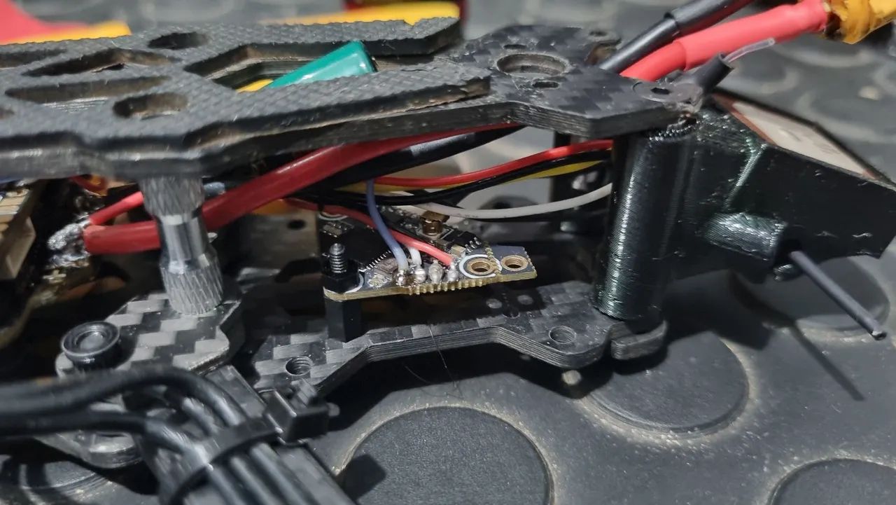Drone FPV 5 polegadas 4s - Foto 2