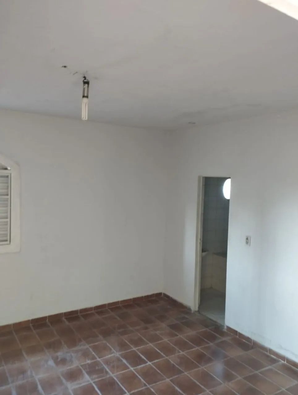 Alugo Sobrado e/ou/com Sala Comercial/garagem  - Foto 2