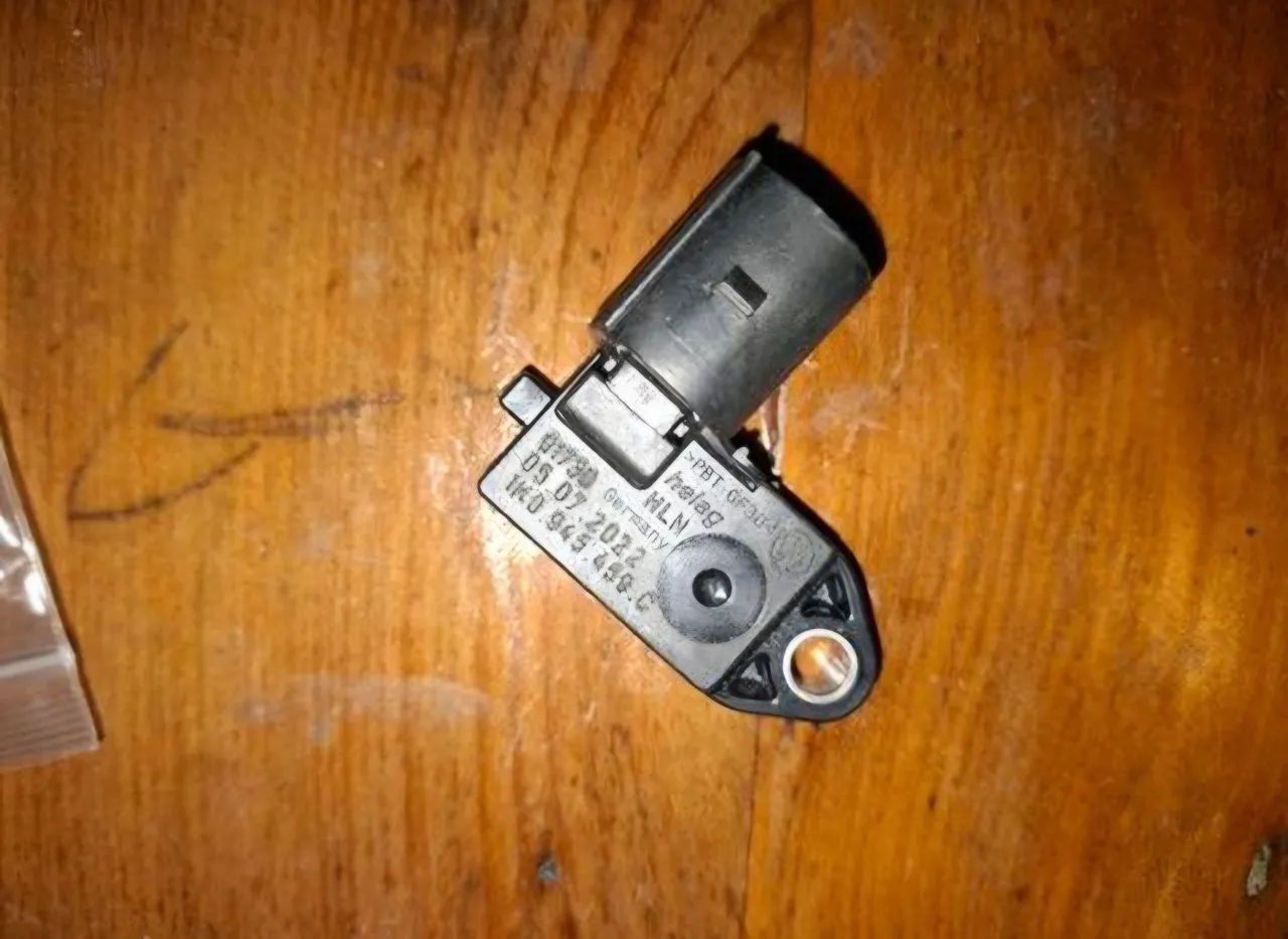 sensor aceleração g-sensor vw original 1k0 945 459 c | hella | novo