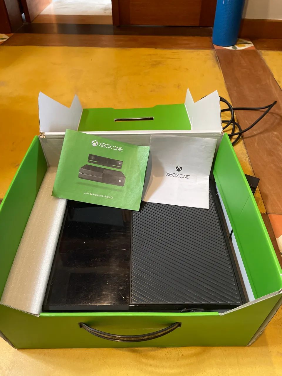 Xbox one fat 500gb com Kinect, controle, caixa original e 4 jogos - Foto 5