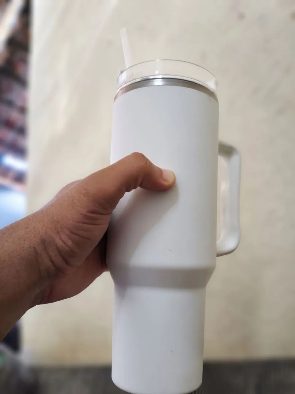 Copo termico branco com e canudo 1200ml - Foto 2
