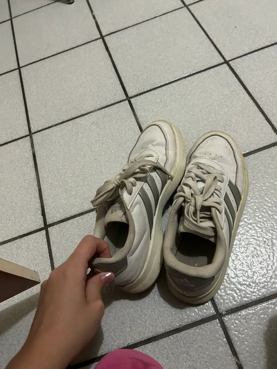 Tênis adidas usado pouco 