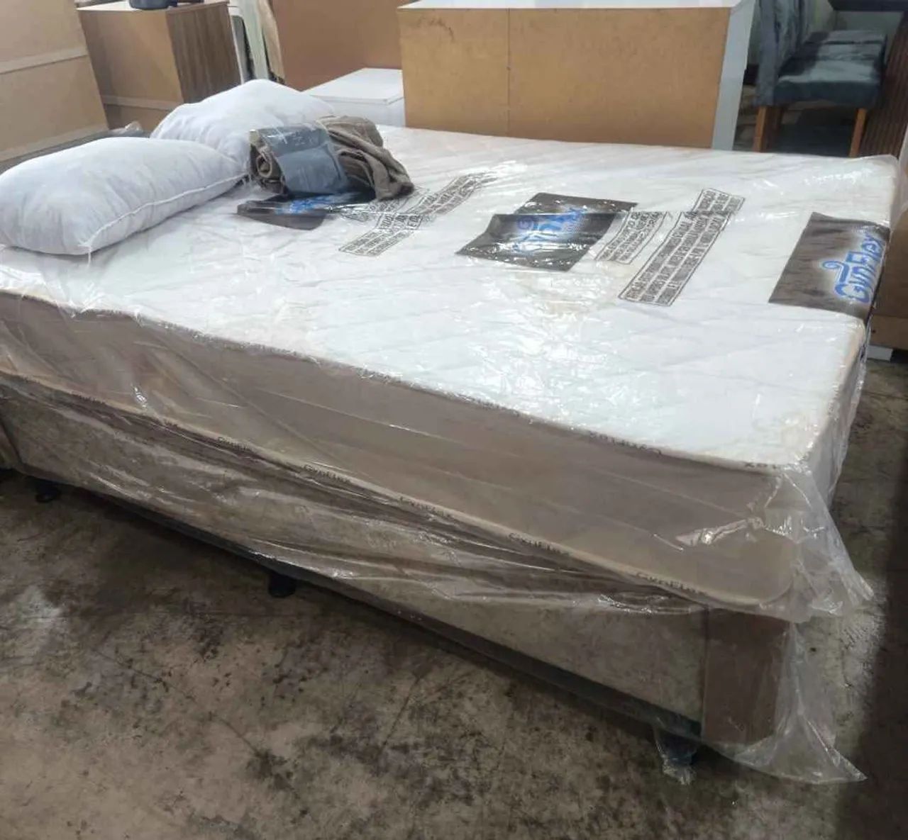 Cama box completa Colchão D-33 24cm com Base box 