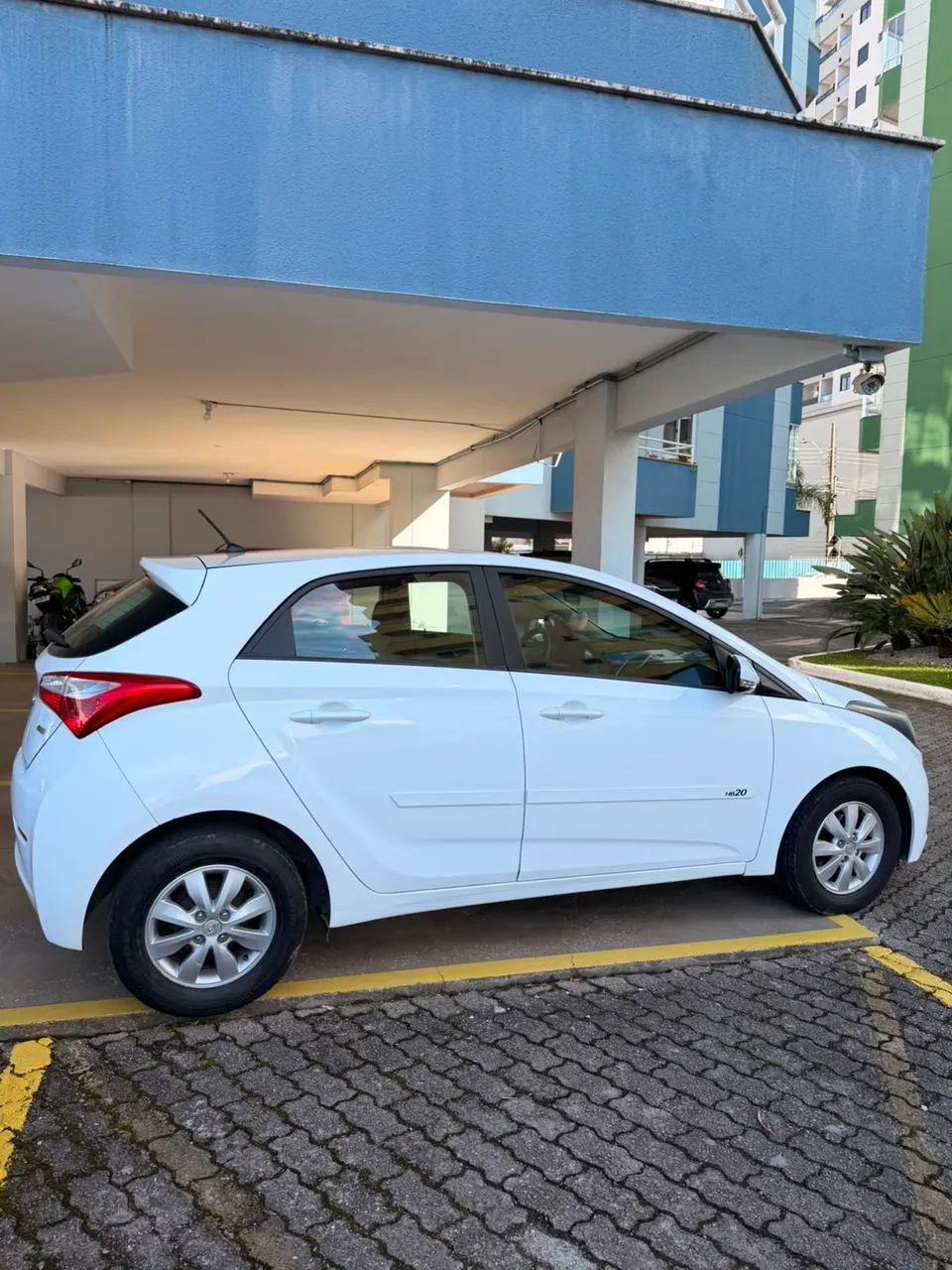 Hyundai HB20 Comf./c.plus/c.style 1.0 Flex 12V 2014 - Foto 2
