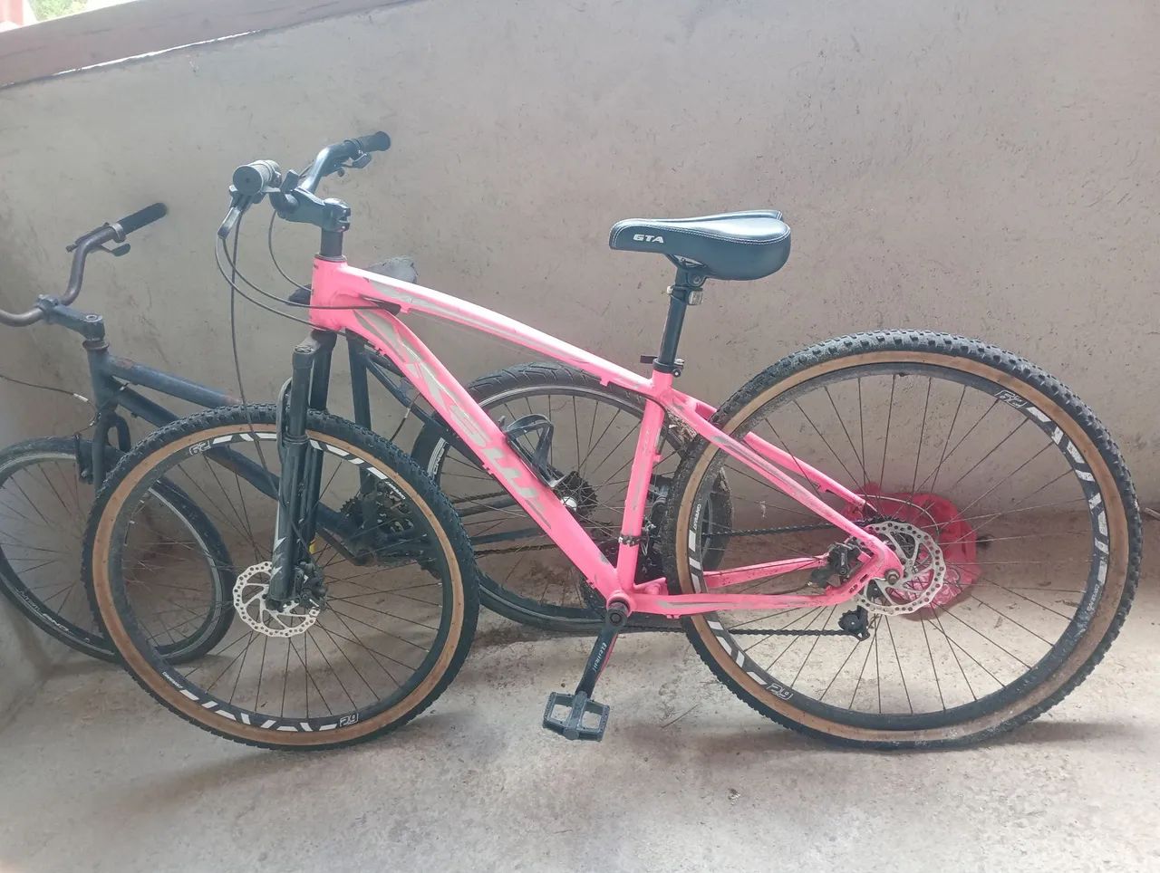 Bicicleta semi nova  - Foto 2
