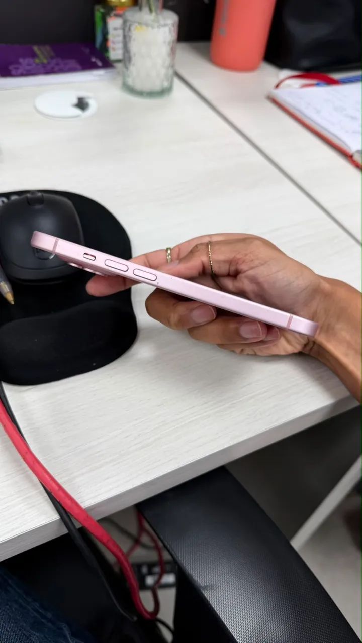 iPhone 15 - Foto 4